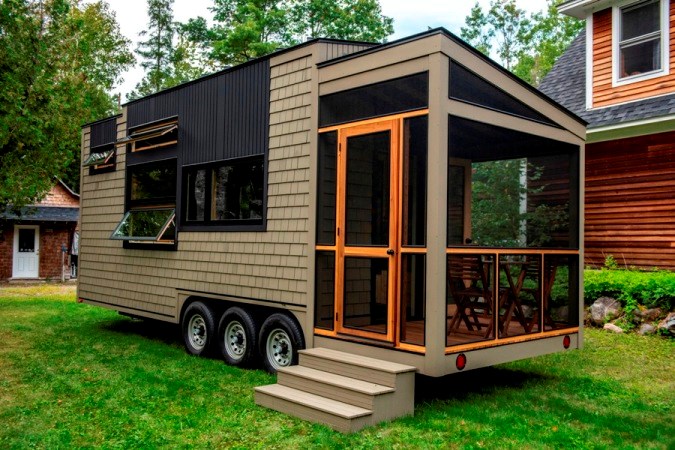 25 foot Tiny House on wheels with screened in porch
