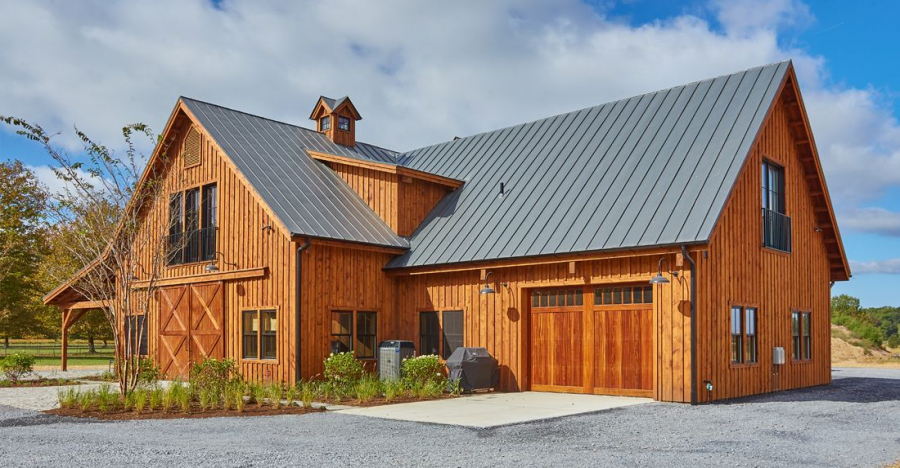 Combination Barn Home – The Workshop Is Spectacular