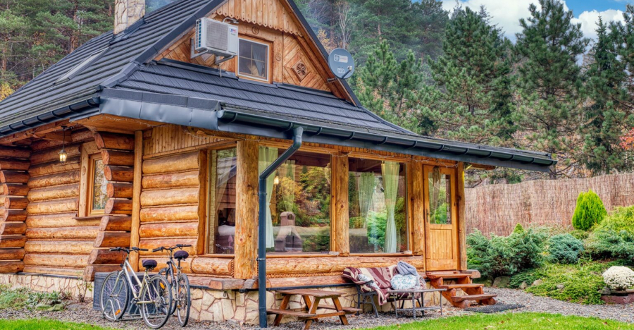 This A Cozy, Wooden Log Home Is A Real Paradise